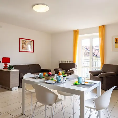 Apartamento Raggio Di Sole B By Interhome